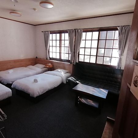 Pilot Lodge Hakuba Kültér fotó